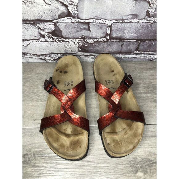 Birkenstock Birki’s Red Patent Leather Croc Cork Strap Sandals Women Sz 39EU/8US - Picture 15 of 16